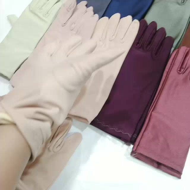 Găng tay chống nắng đi xe máy